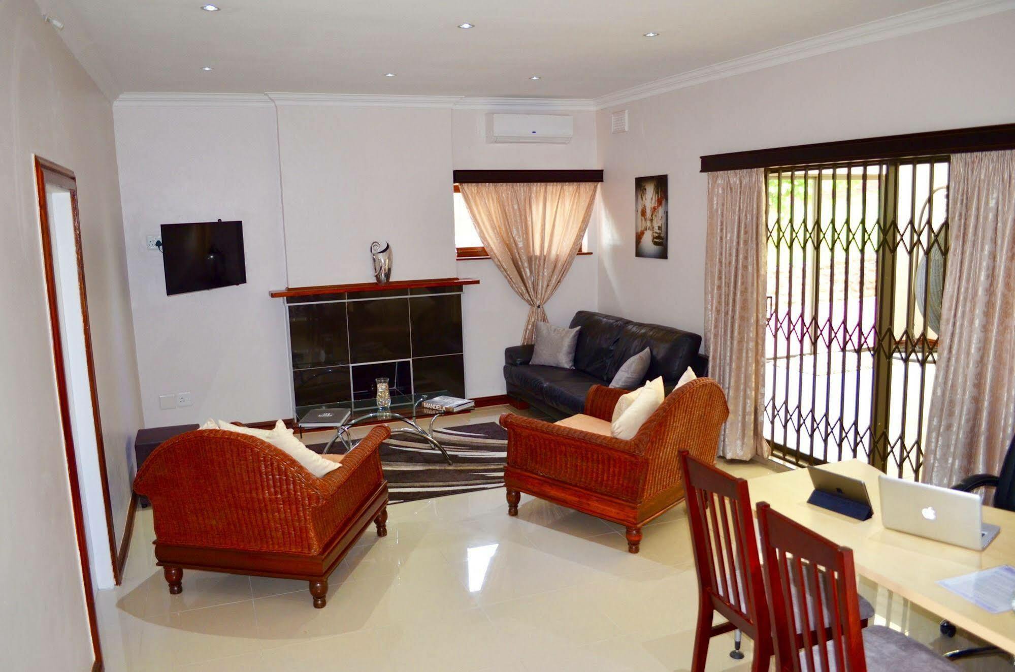 The Meritus Guest House Westville Eksteriør billede